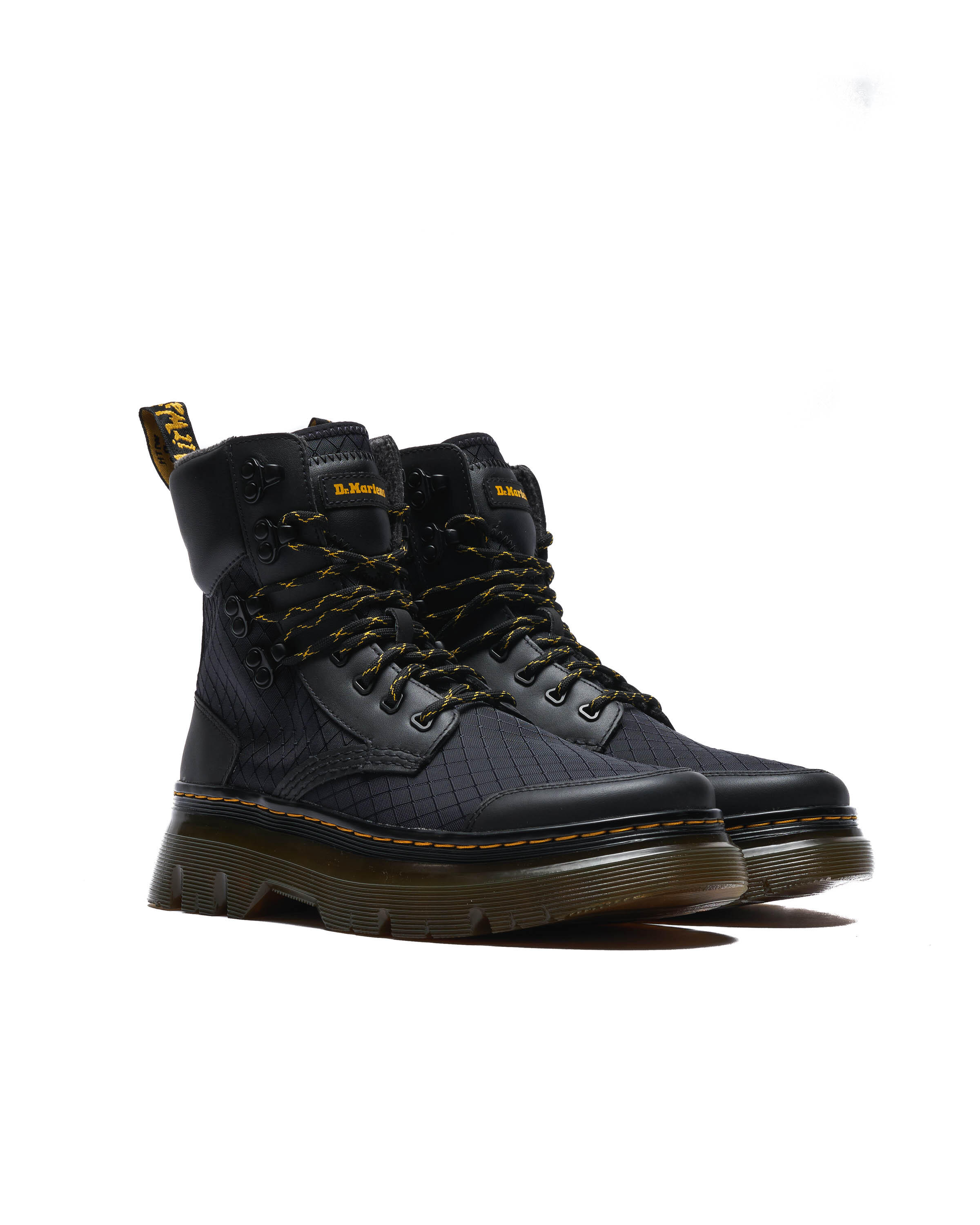 dr-martens-tarik-black-oiled- dr-martens-tarik-black-oiled-